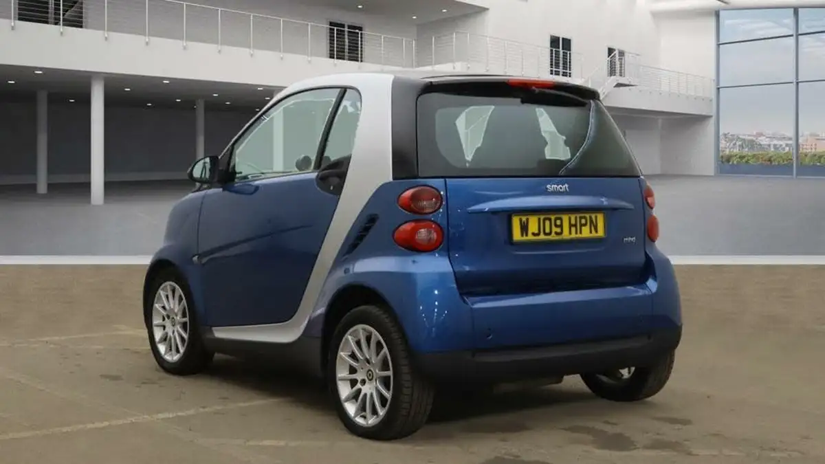 2009-smart-fortwo-10-passion-71bhp-coupe-big-5