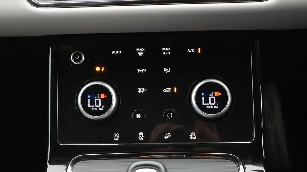 2022-land-rover-range-rover-evoque-20-d200-r-dynamic-se-big-12