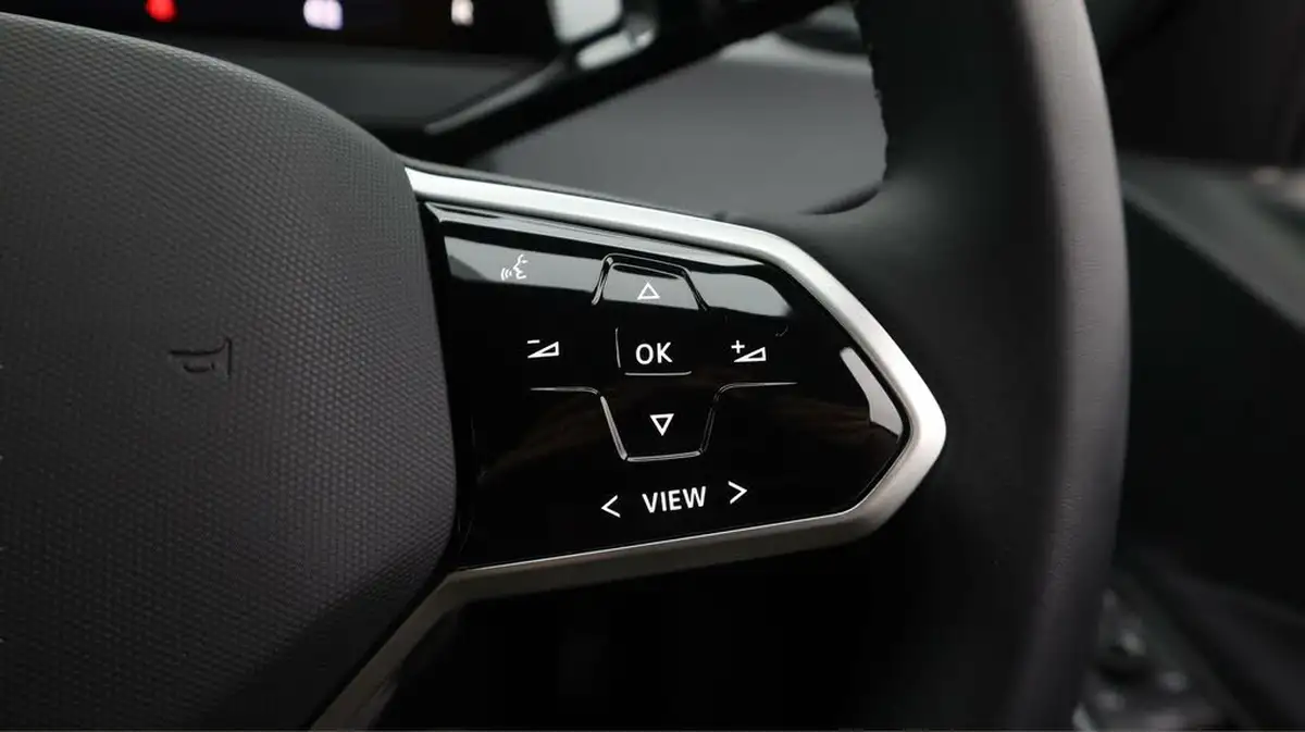 2023-volkswagen-id3-e-life-204ps-58kwh-pro-performance-big-25