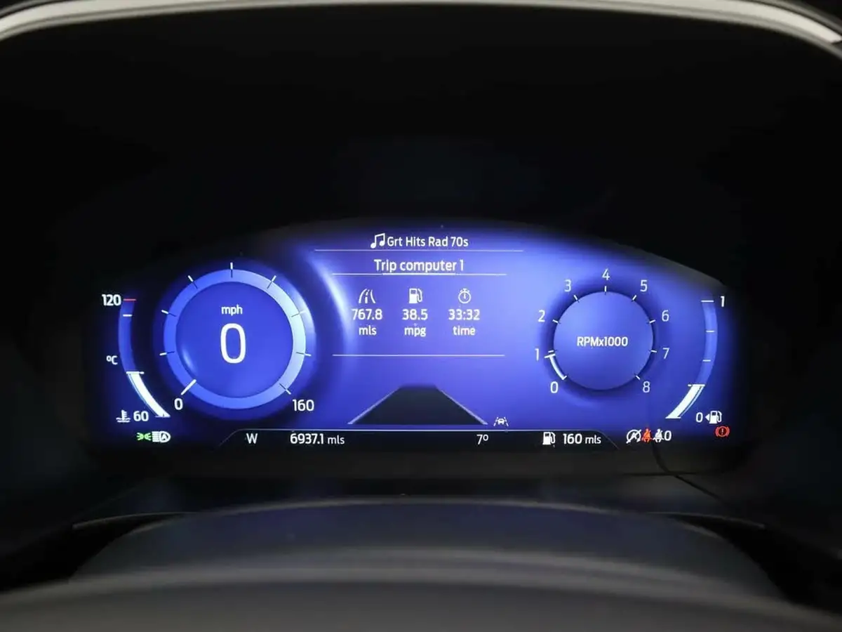 2023-ford-kuga-15t-st-line-edition-big-11