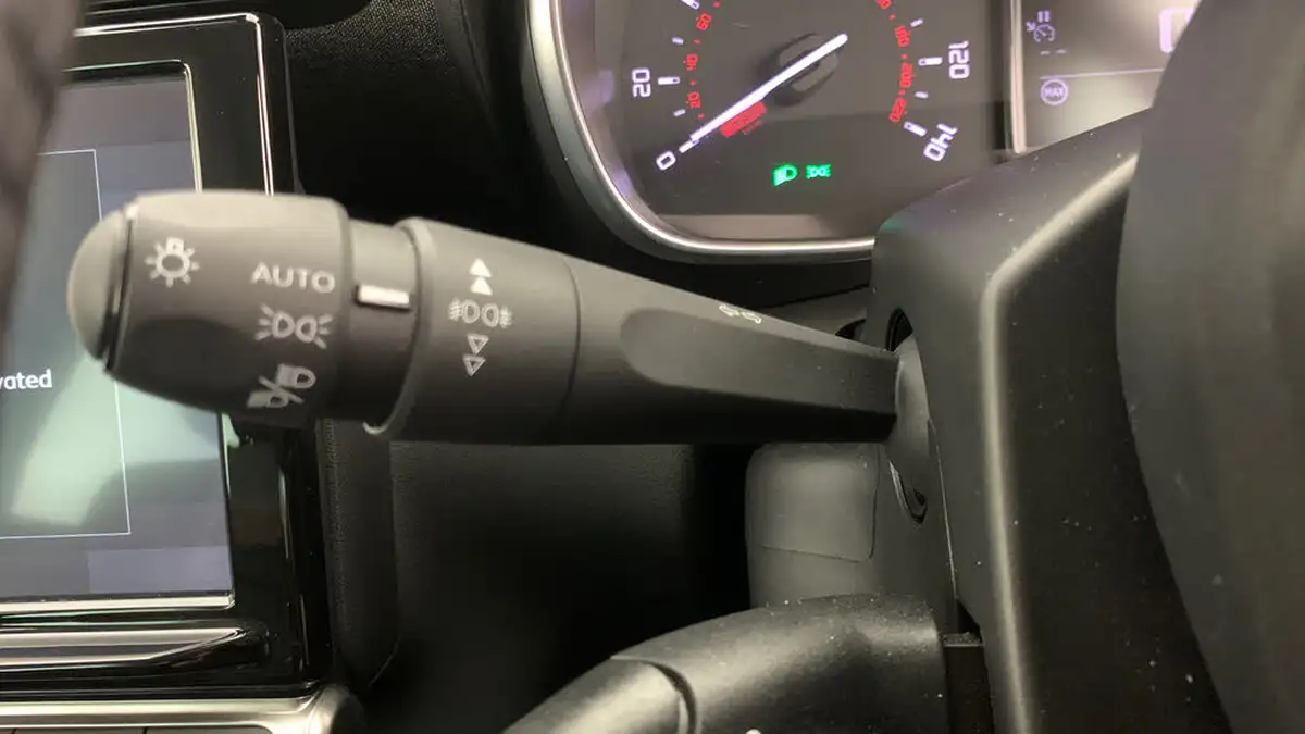 2022-citroen-c3-aircross-12-puretech-shine-plus-110ps-big-33