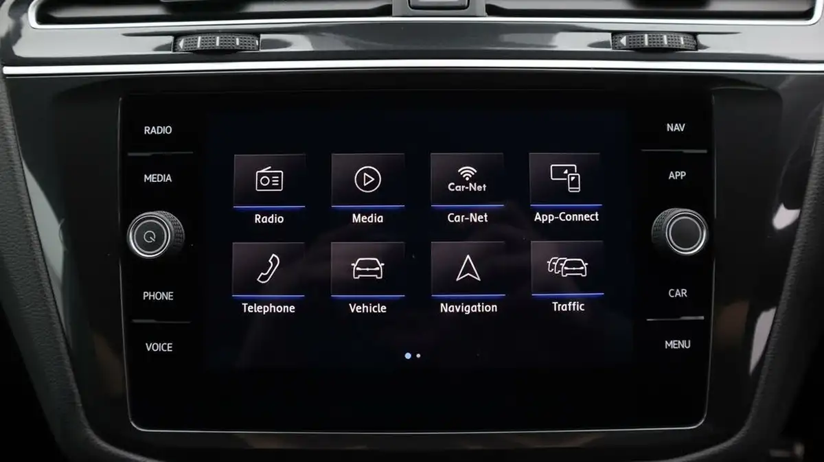 2019-volkswagen-tiguan-20tdi-r-line-tech-150ps-4motion-big-11