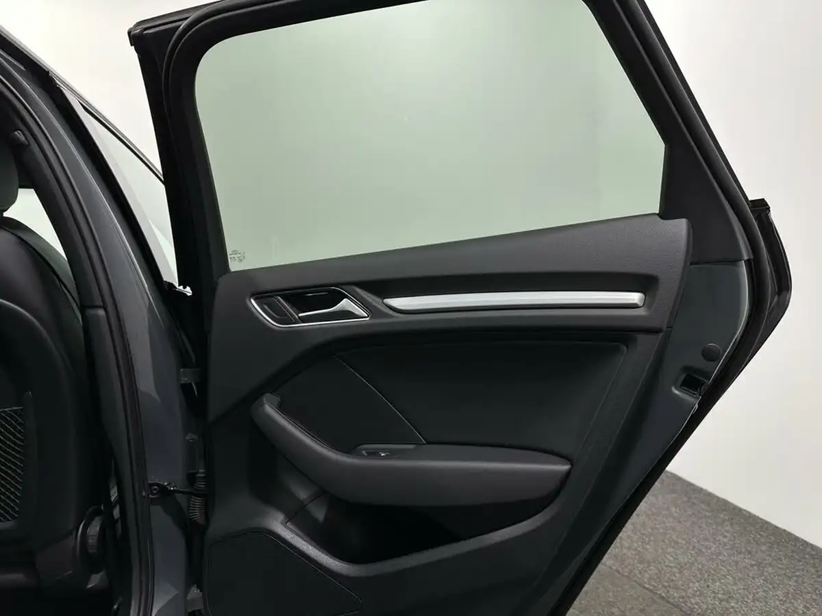 2019-audi-a3-15-35-tfsi-black-edition-cod-ss-sportback-5d-big-41