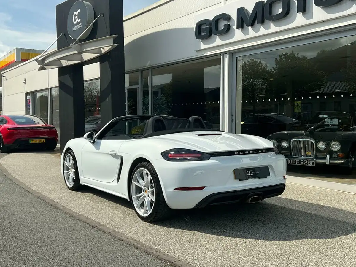 2022-porsche-boxster-718-20-boxster-pdk-big-4