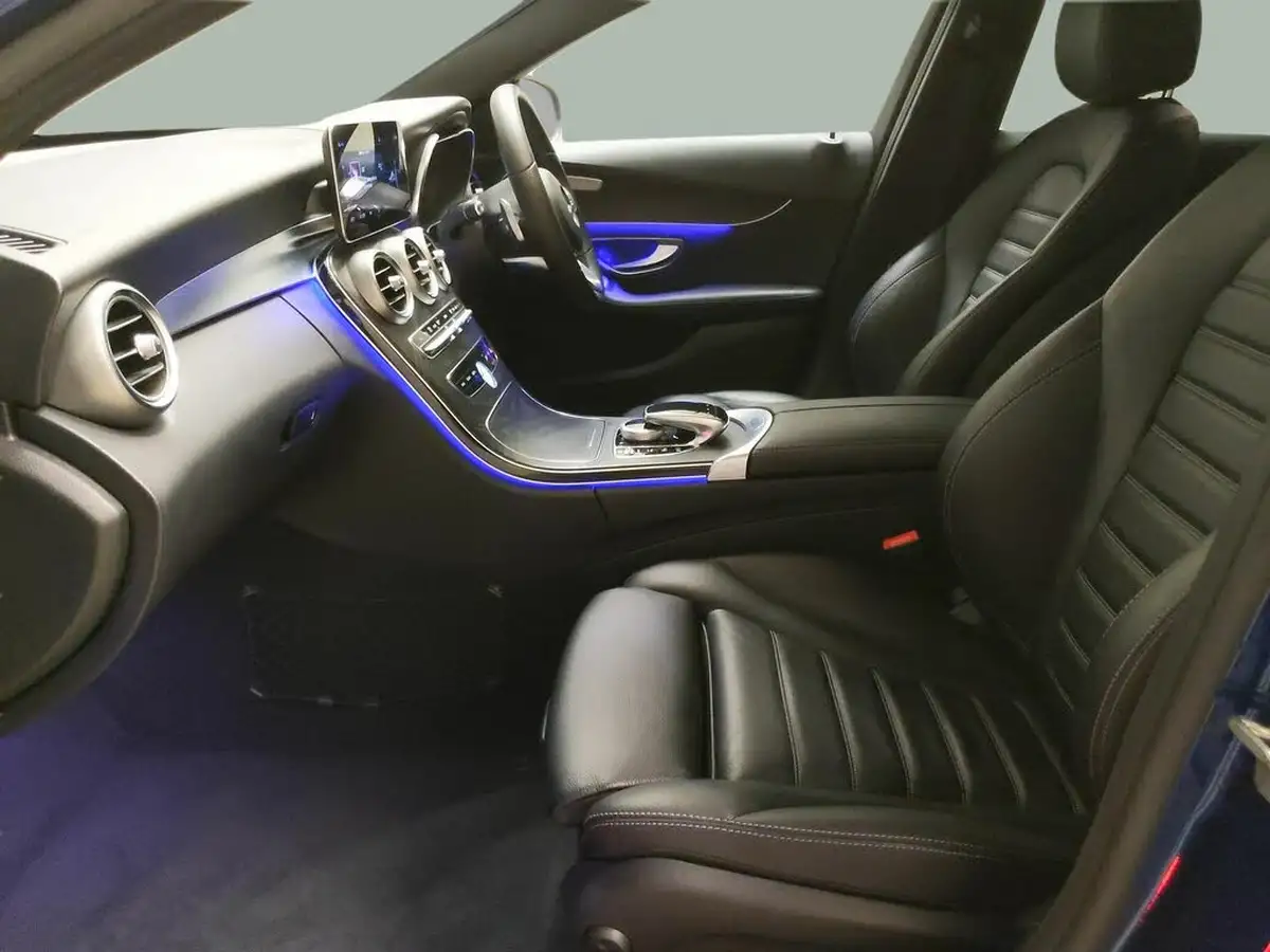 2019-mercedes-benz-c-class-15-c200-amg-line-premiumss-saloon-4d-big-2