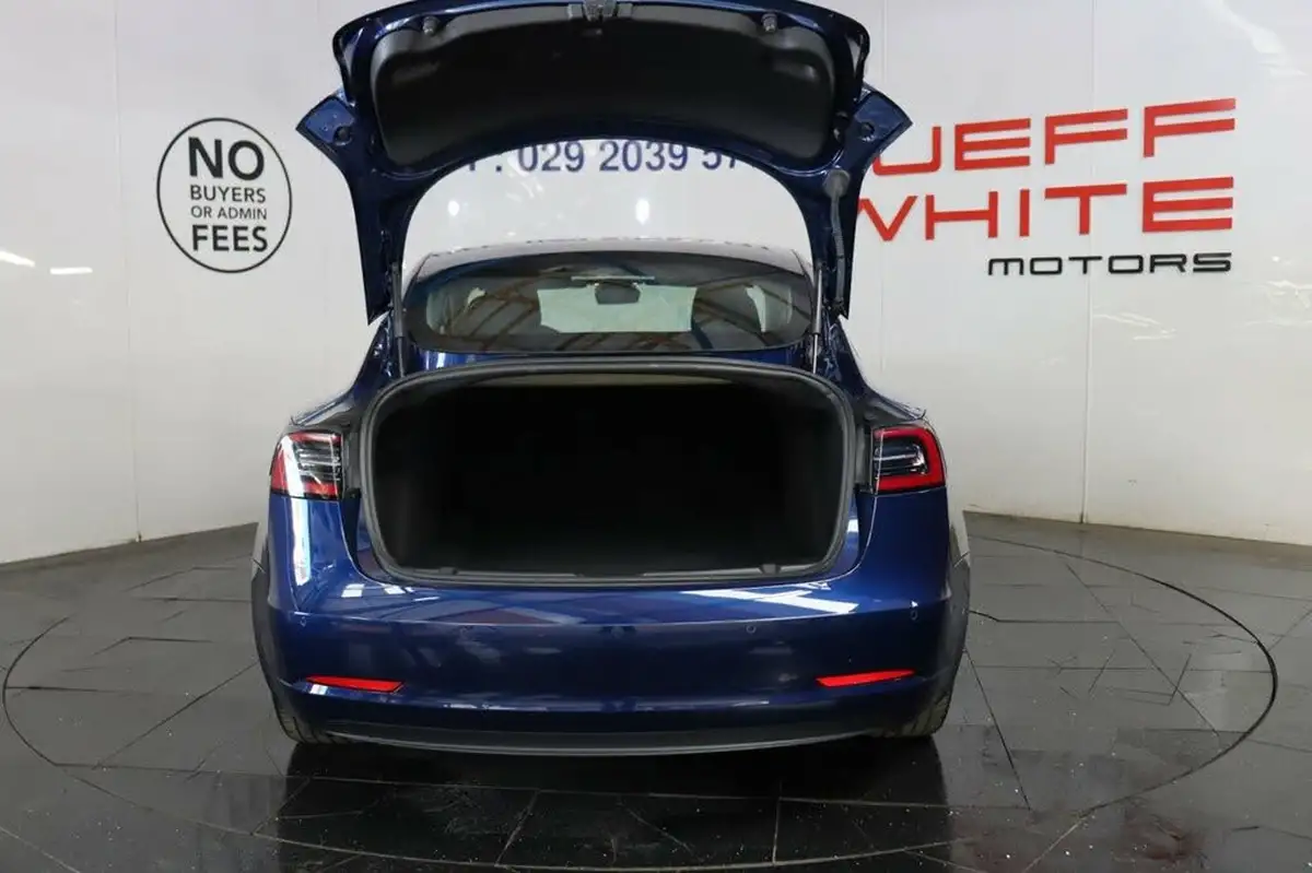 2020-tesla-model-3-e-standard-plus-big-17