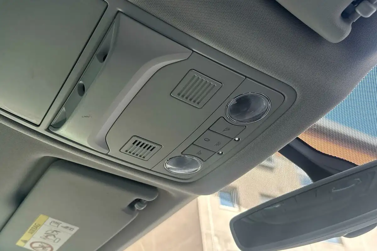 2019-skoda-karoq-15-tsi-se-l-dsg-big-19