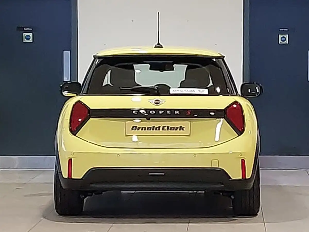 2024-mini-cooper-20-cooper-s-classic-201bhp-hatchback-3d-auto-big-14