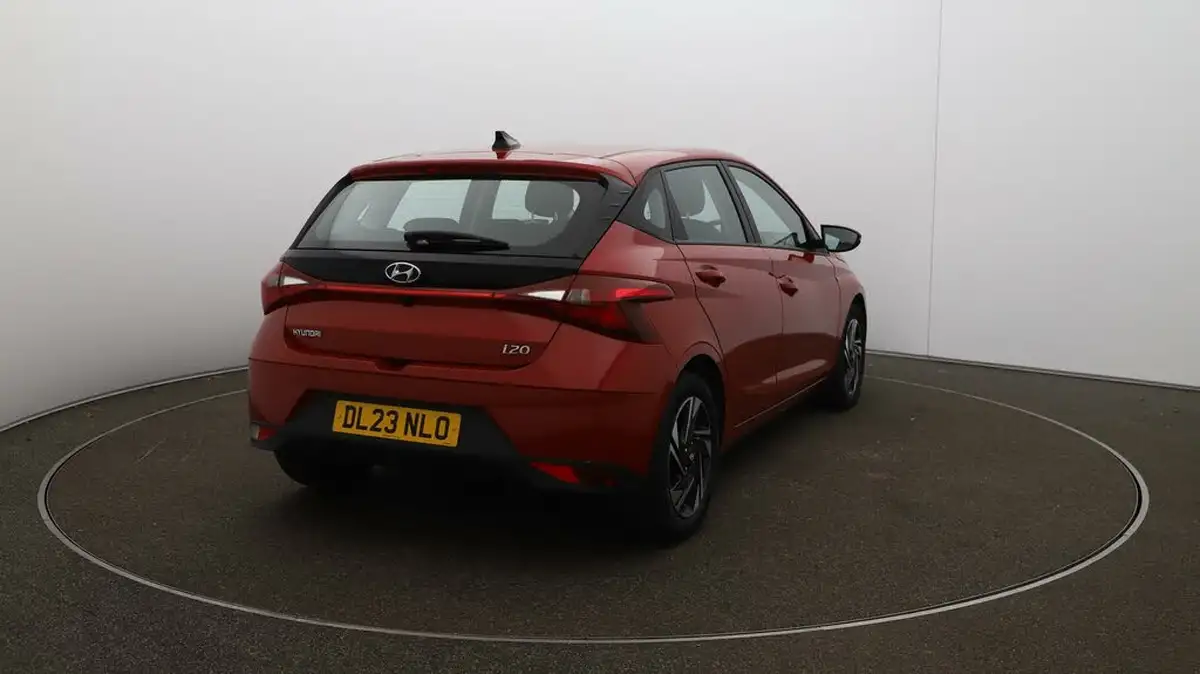 2023-hyundai-i20-10-t-gdi-se-connect-eclutch-imt-big-45