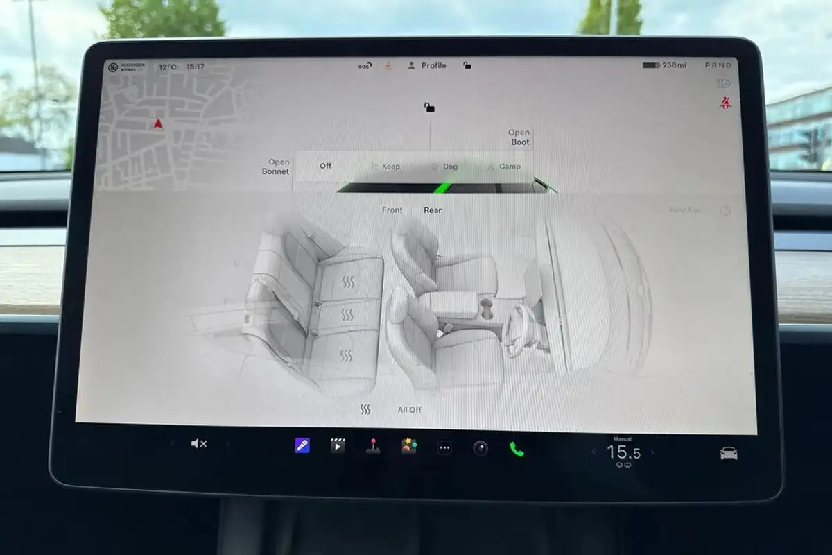 2022-tesla-model-y-e-long-range-big-29
