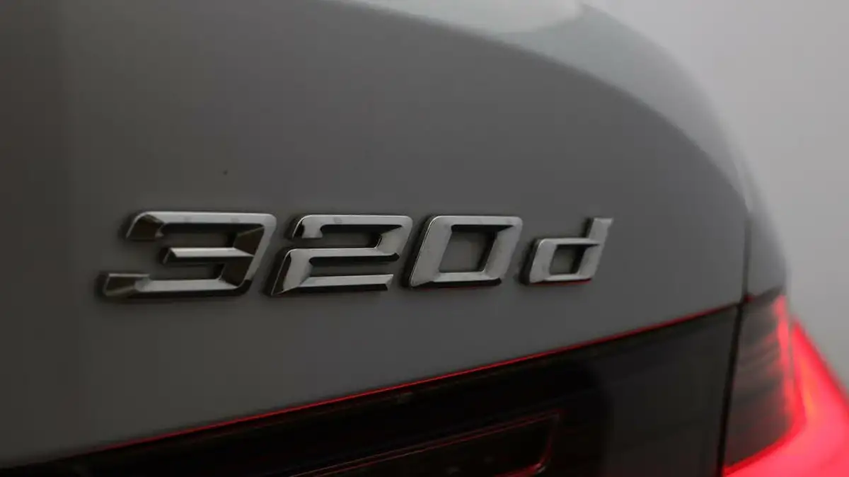 2020-bmw-3-series-20td-320d-se-saloon-4d-sport-auto-big-20