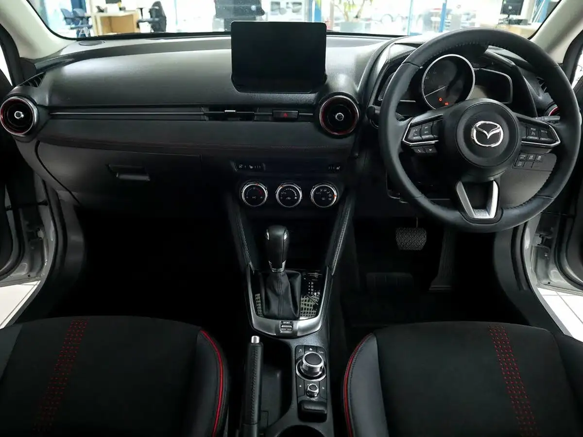 2024-mazda-mazda2-15-skyactiv-g-homura-aka-big-22