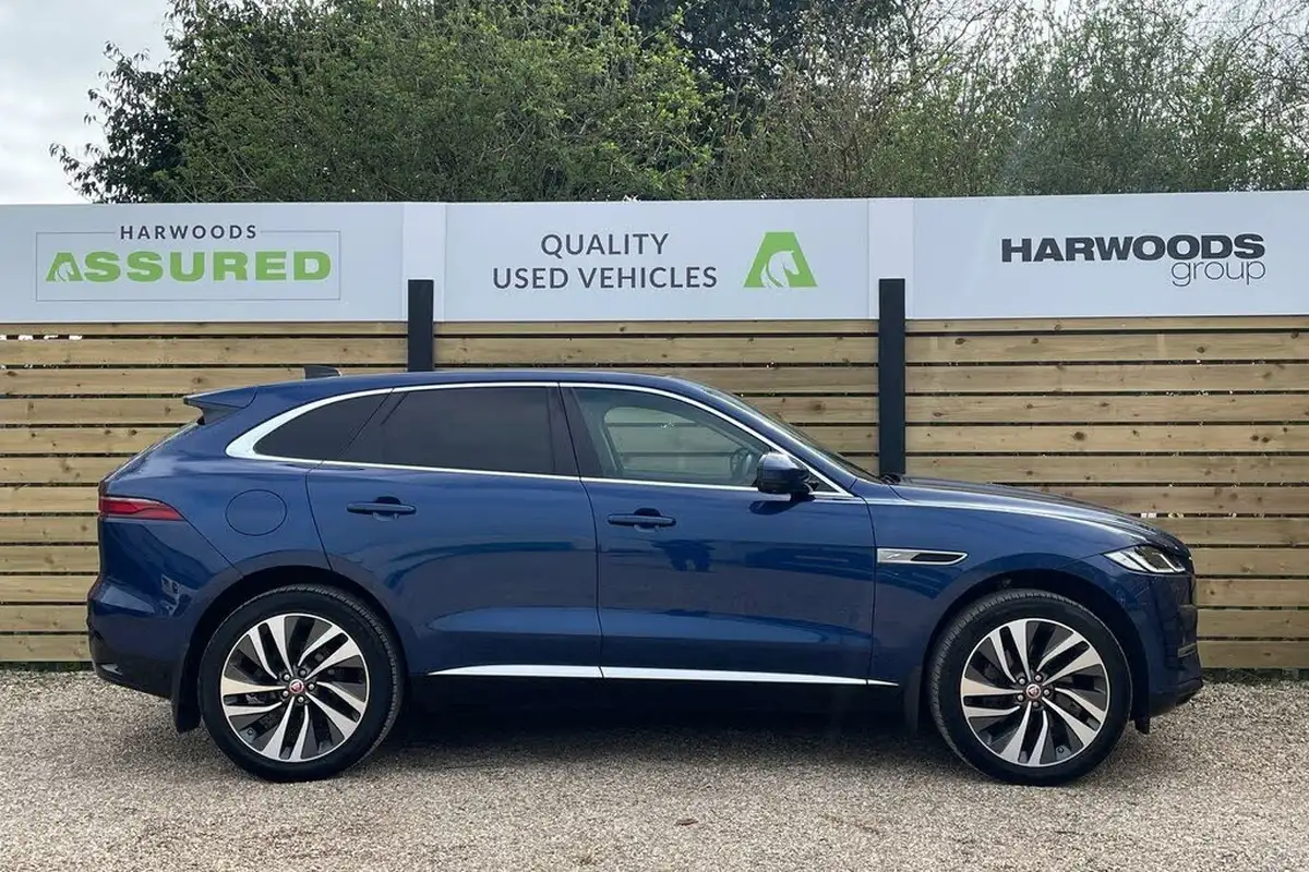 2021-jaguar-f-pace-20-d200-hse-mhev-big-1
