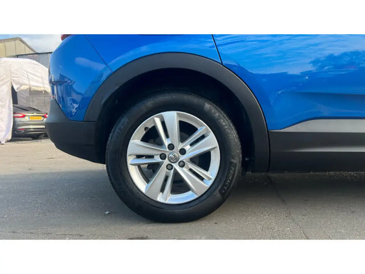 2020-vauxhall-grandland-x-12-se-premium-auto-big-6