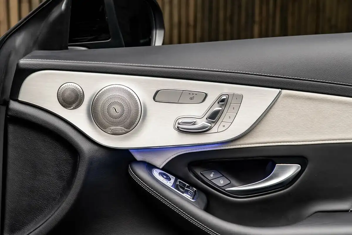 2022-mercedes-benz-c-class-40-c63-amg-s-night-edition-premium-plus-coupe-big-37