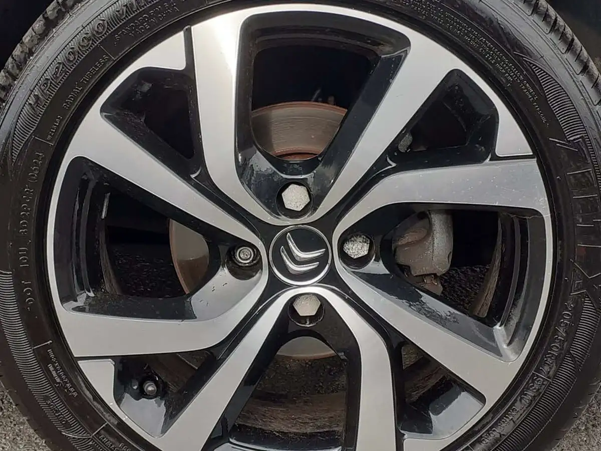 2021-citroen-c3-12-puretech-shine-plus-83ps-big-5