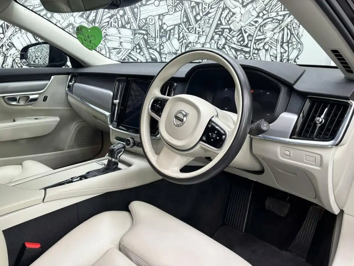 2020-volvo-v90-20td-d4-momentum-plus-big-19