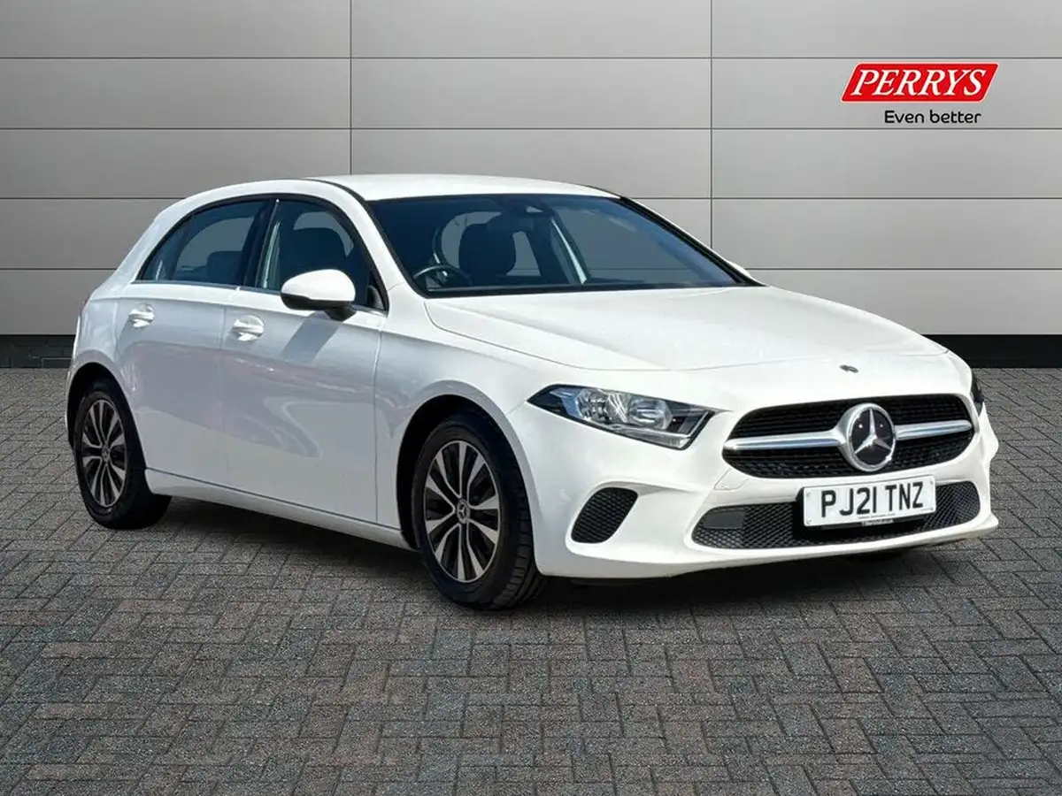 2021-mercedes-benz-a-class-13-a180-se-7g-dct-big-0