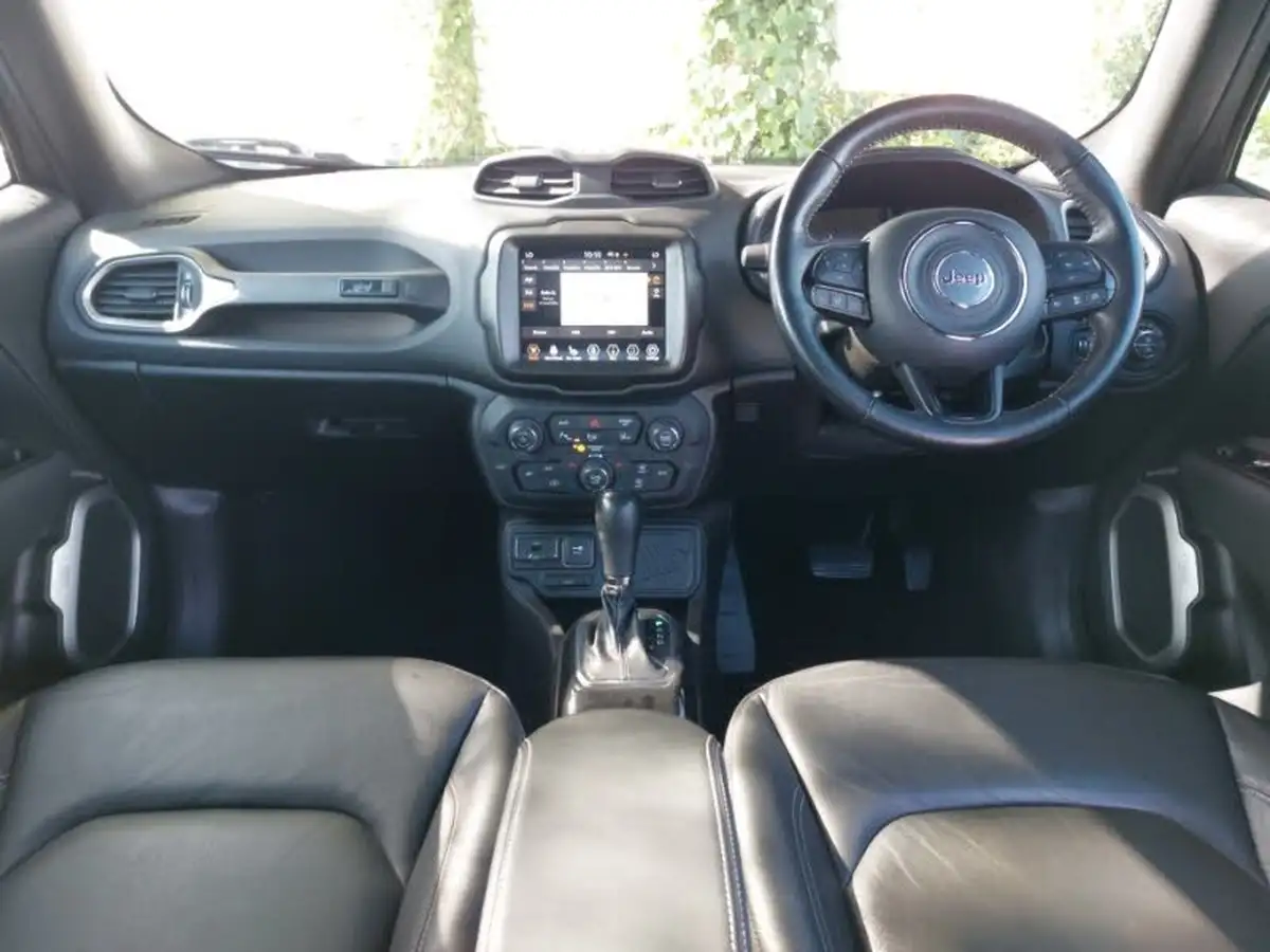 2022-jeep-renegade-13-gse-80th-anniversary-big-2