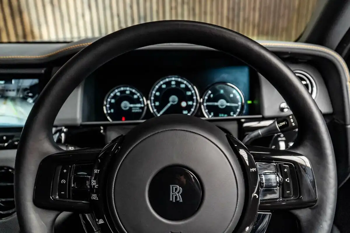 2024-rolls-royce-cullinan-675-big-32