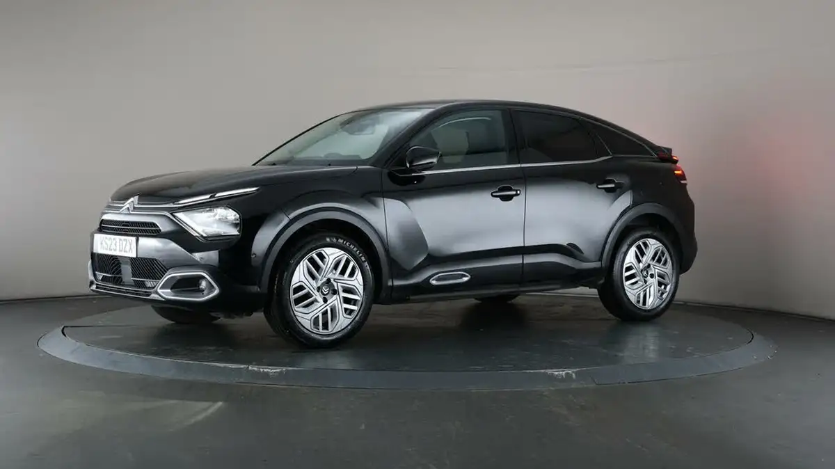 2023-citroen-c4-15bluehdi-shine-plus-big-35