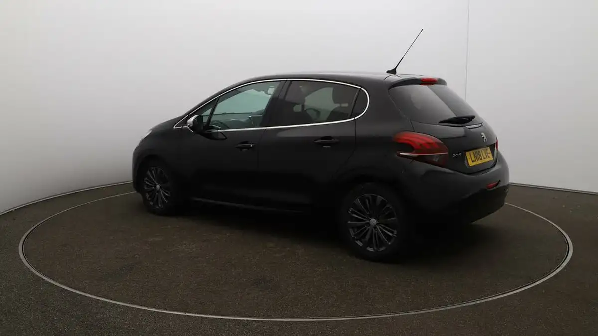 2017-peugeot-208-12-puretech-allure-110bhp-ss-5d-eat6-big-26