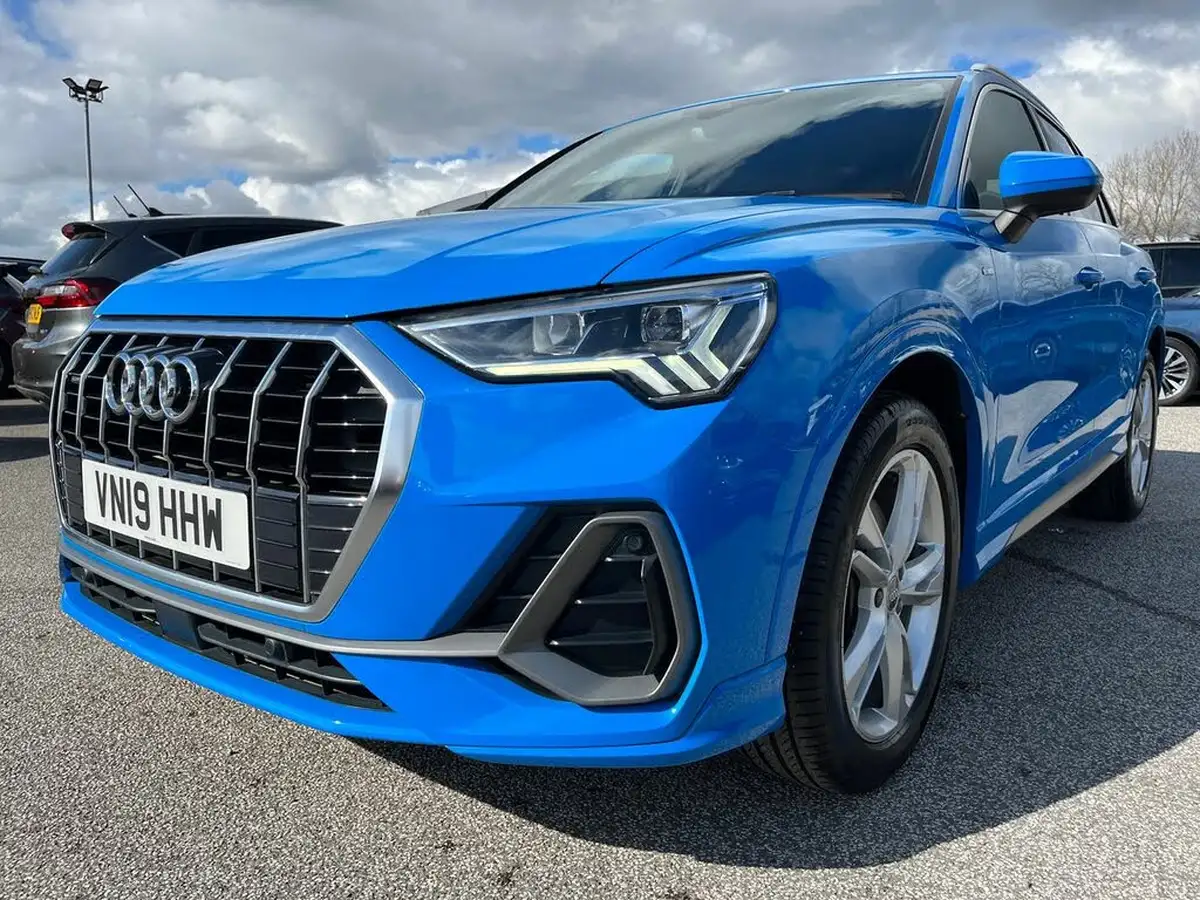 2019-audi-q3-20-40-tfsi-s-line-big-26