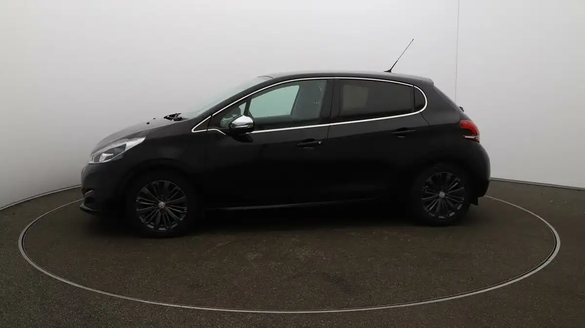 2017-peugeot-208-12-puretech-allure-110bhp-ss-5d-eat6-big-4
