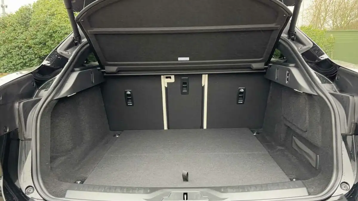 2023-jaguar-i-pace-ev400-hse-black-big-9