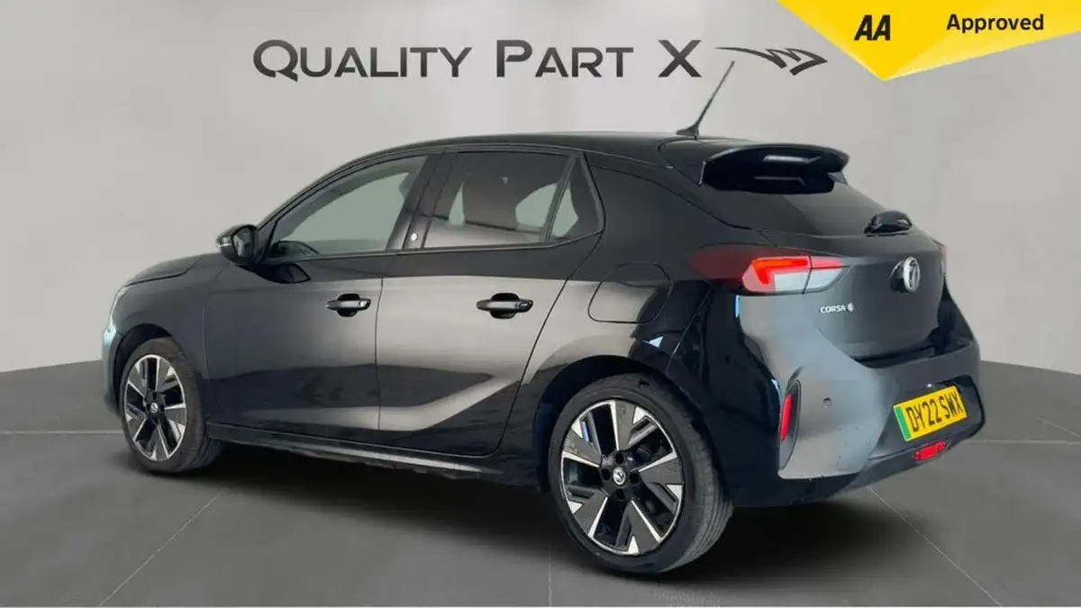2022-vauxhall-corsa-e-sri-premium-big-4