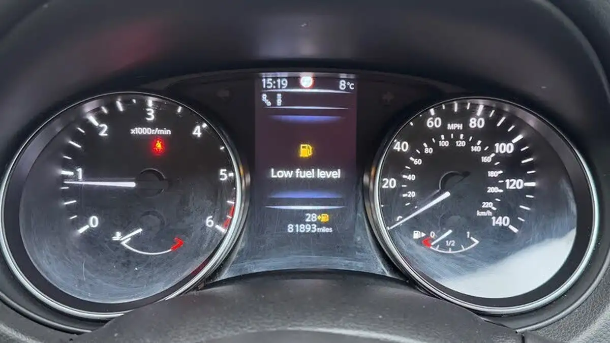 2017-nissan-qashqai-15dci-tekna-big-16