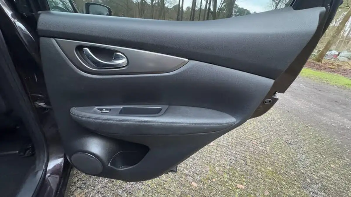 2017-nissan-qashqai-15dci-tekna-big-40