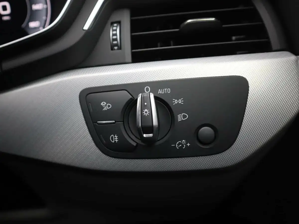 2021-audi-a4-avant-20-35-tdi-technik-big-27