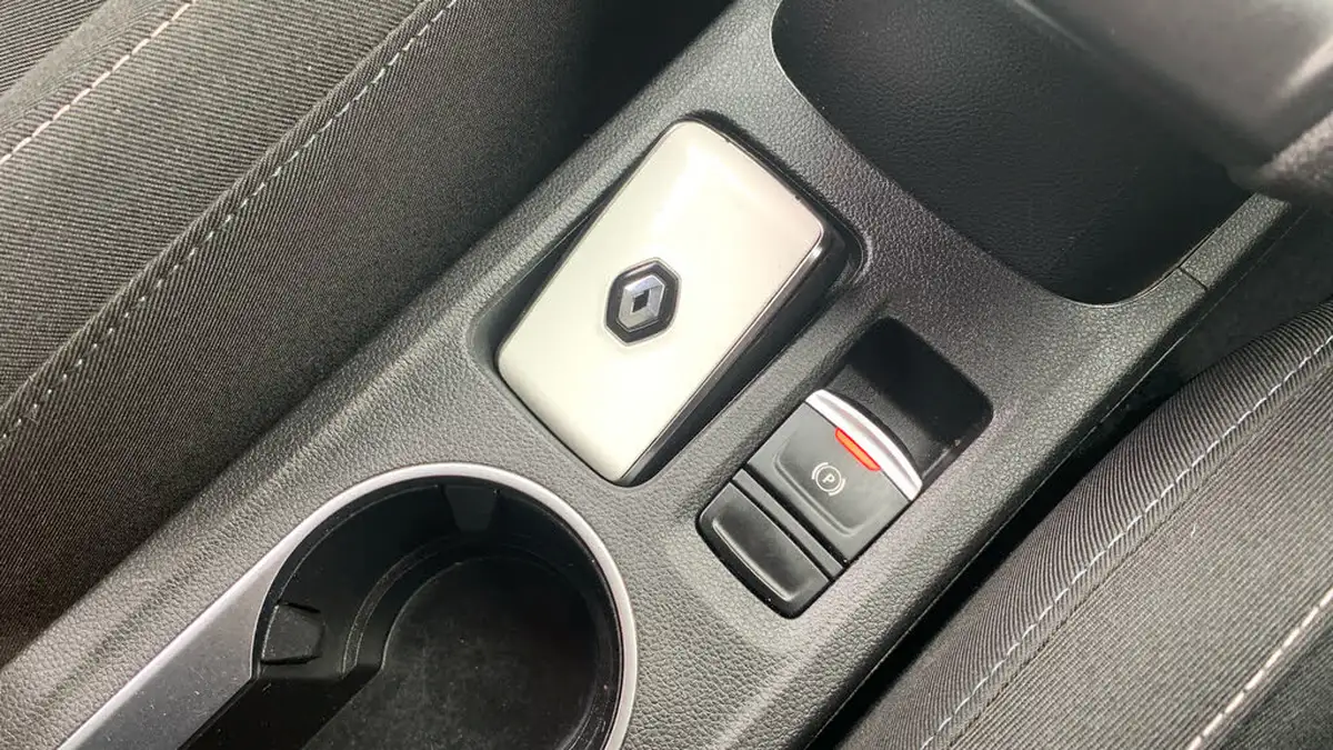 2021-renault-captur-13-tce-iconic-140ps-edc-auto-big-20