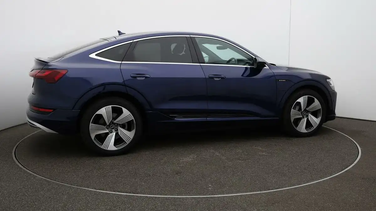 2021-audi-e-tron-55e-s-line-sportback-big-45