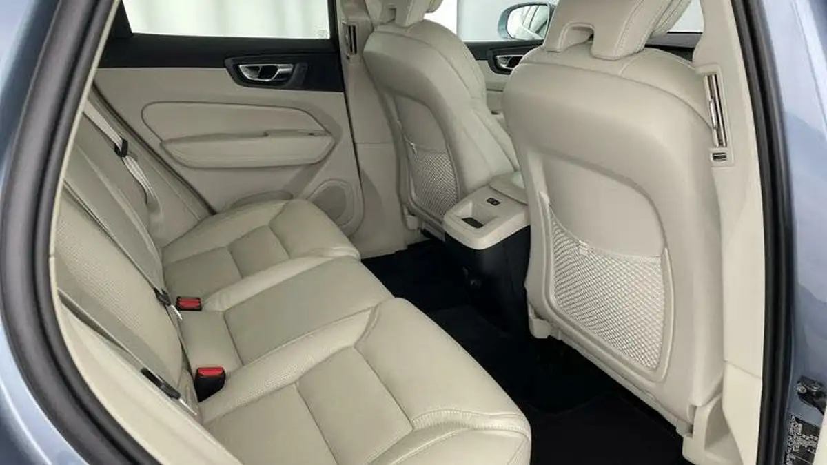 2020-volvo-xc60-20td-b4-inscription-pro-awd-big-15