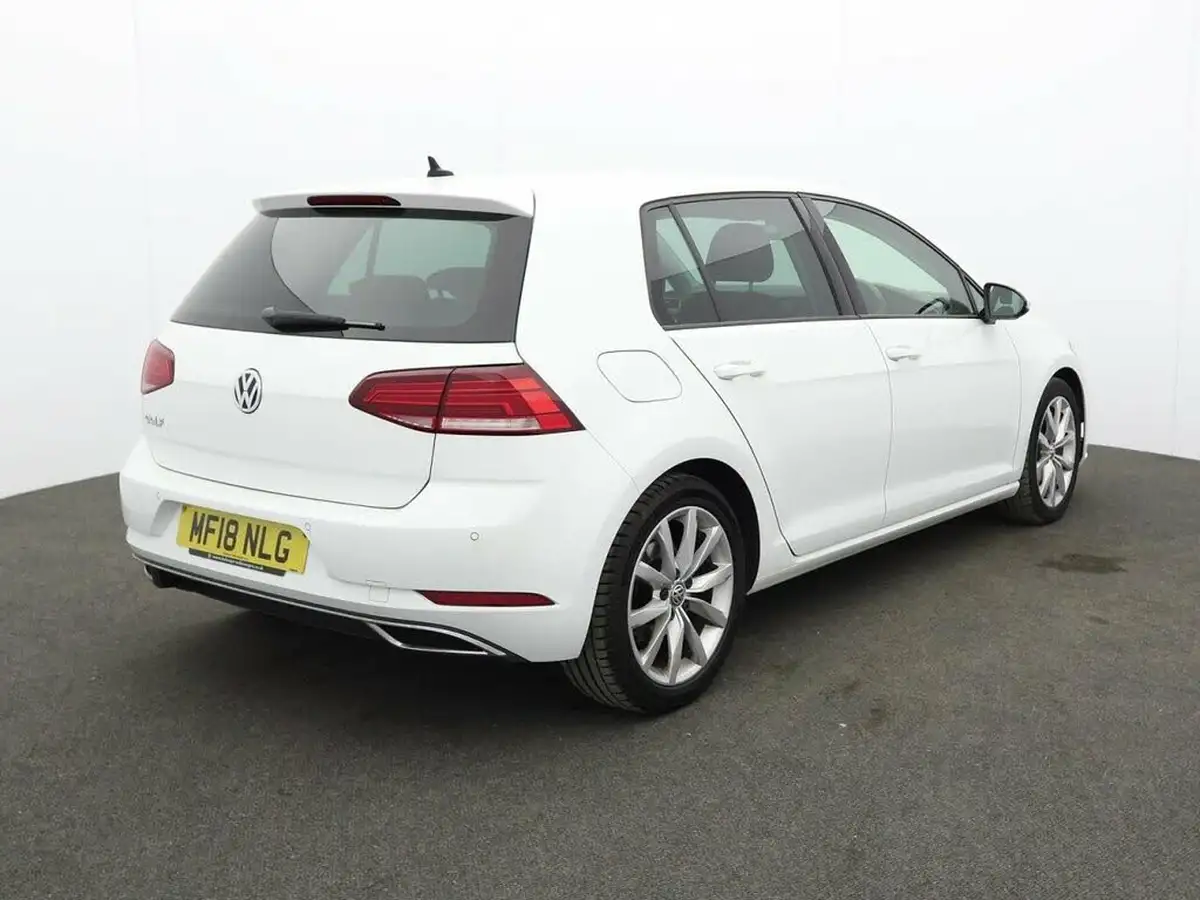 2018-volkswagen-golf-15-tsi-gt-130ps-ss-hatchback-5d-dsg-big-6