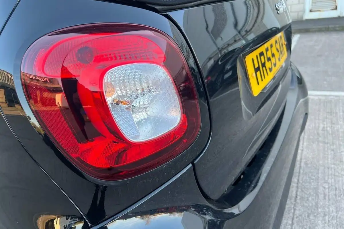 2018-smart-fortwo-09-prime-89bhp-ss-cabriolet-big-15