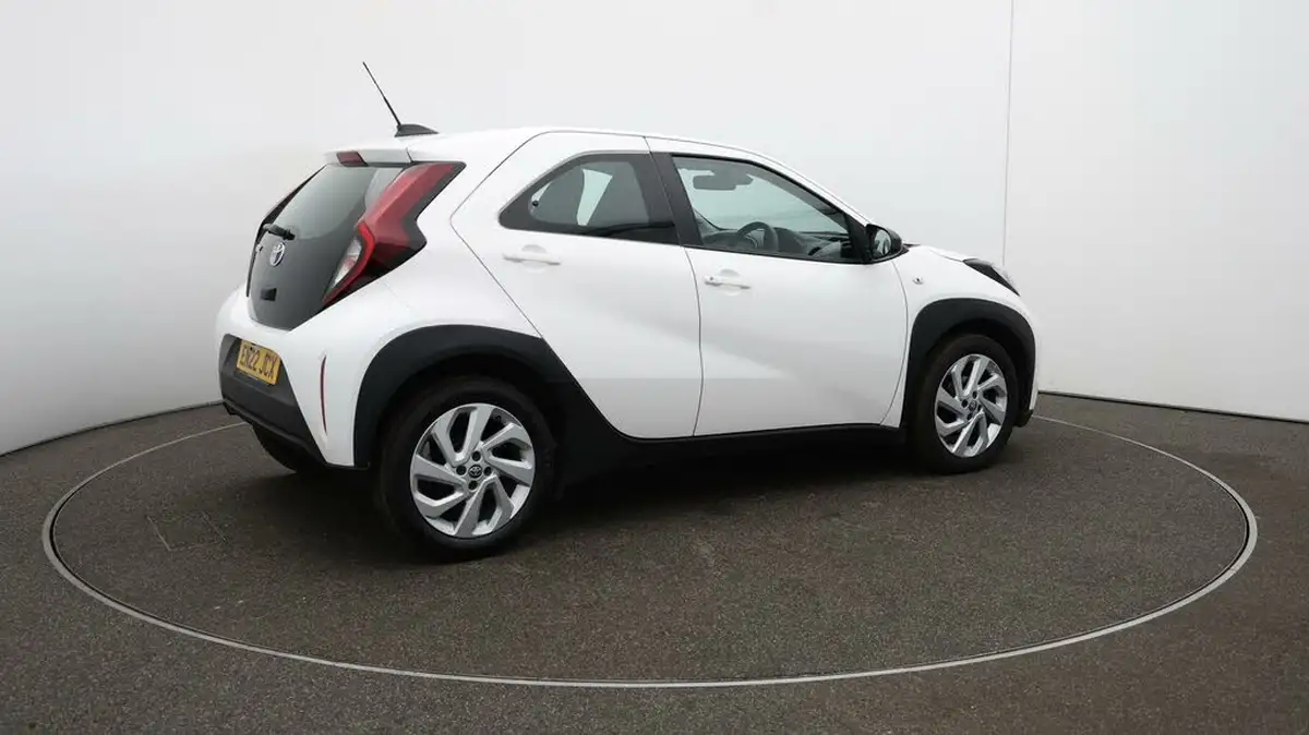 2022-toyota-aygo-x-10-vvt-i-pure-big-44