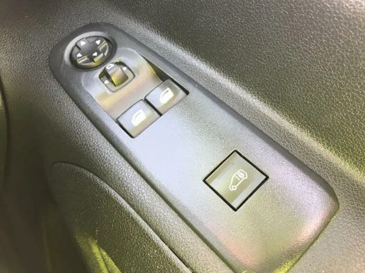 2021-peugeot-partner-15-bluehdi-1000-grip-100ps-eu6dt-big-26