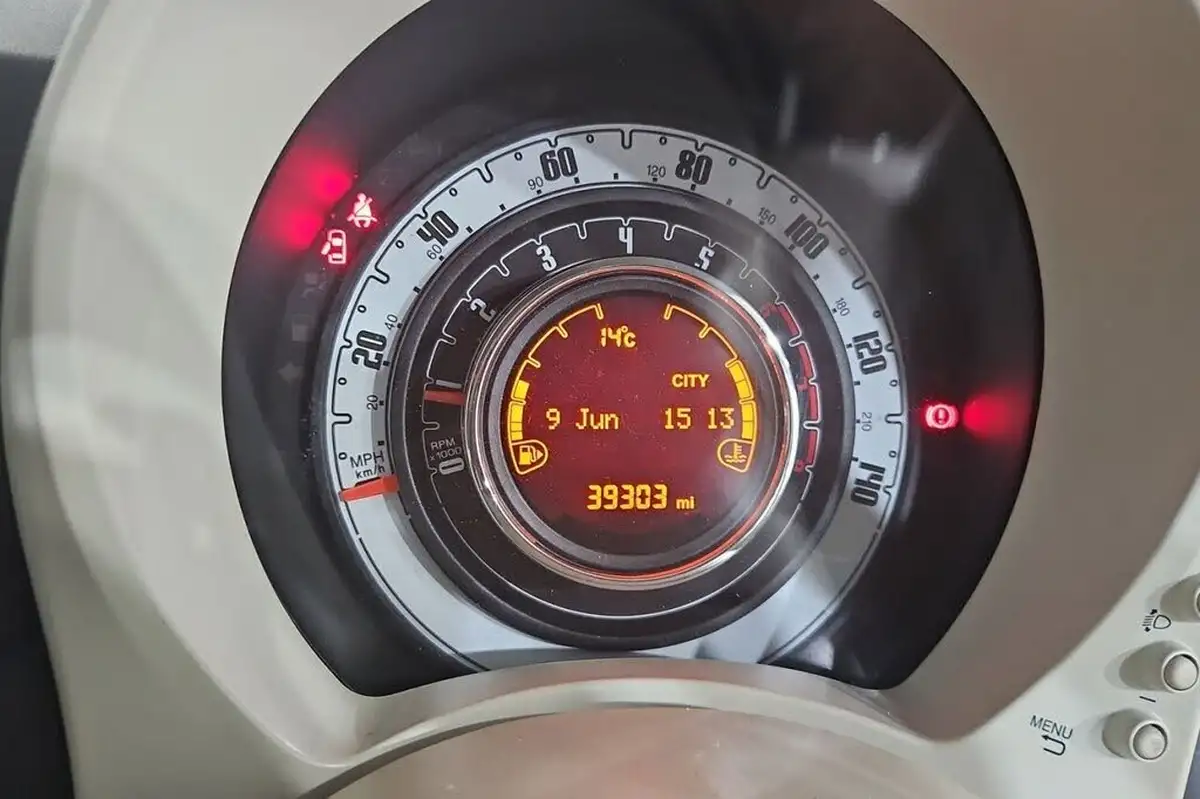 2019-fiat-500-12-pop-ss-big-11