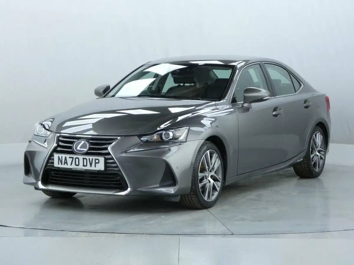 2020-lexus-is-300h-25-is-big-4
