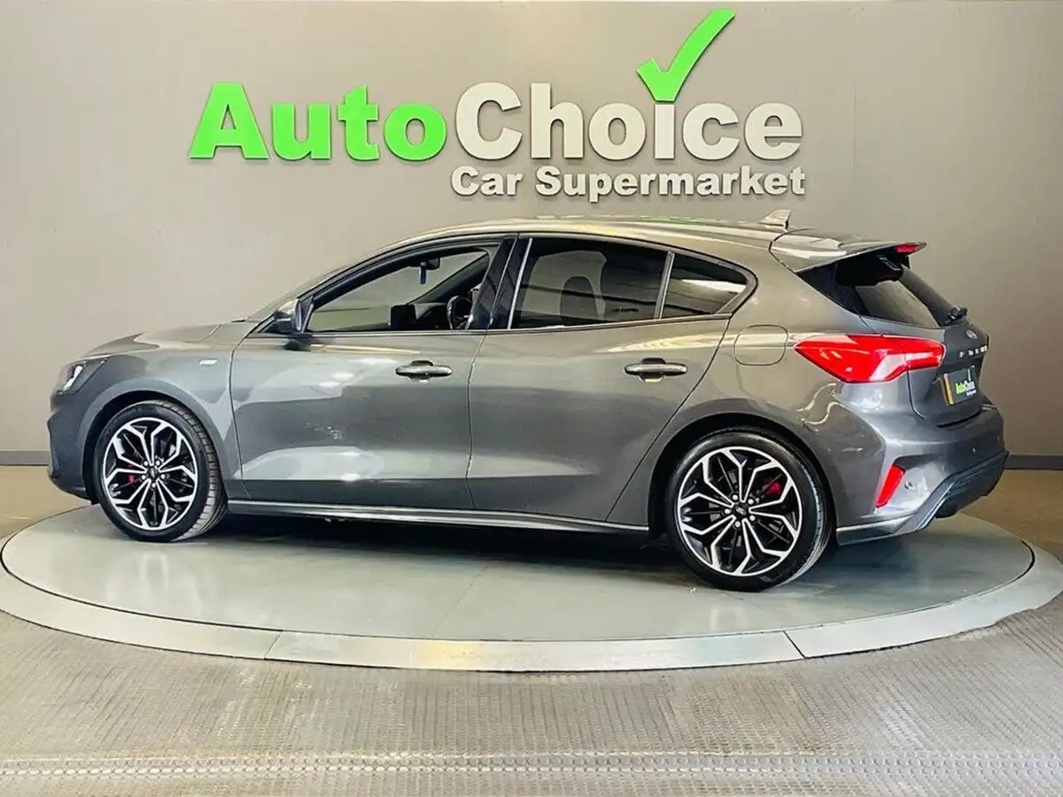 2019-ford-focus-15t-st-line-x-182ps-hatchback-big-11