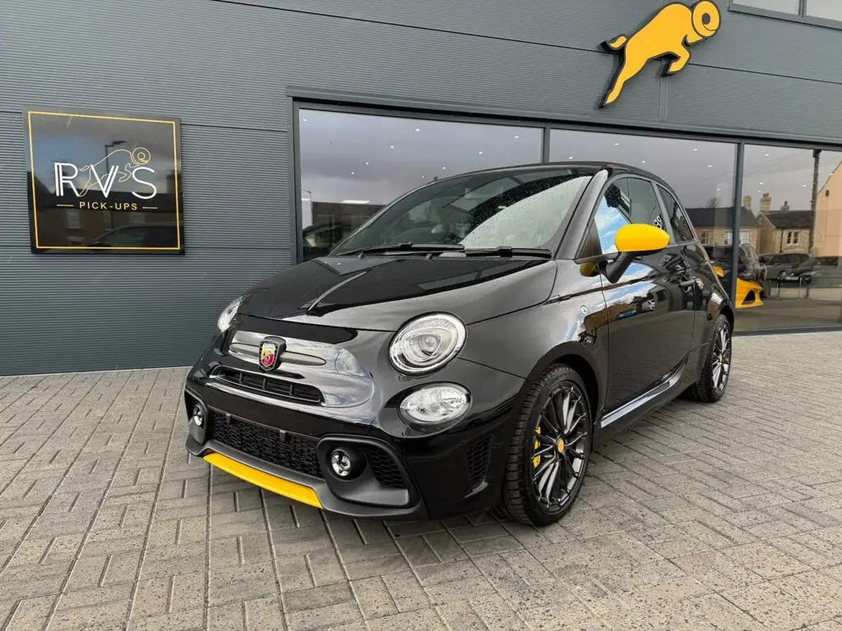 2024-abarth-695c-14-tjet-competizione-big-0