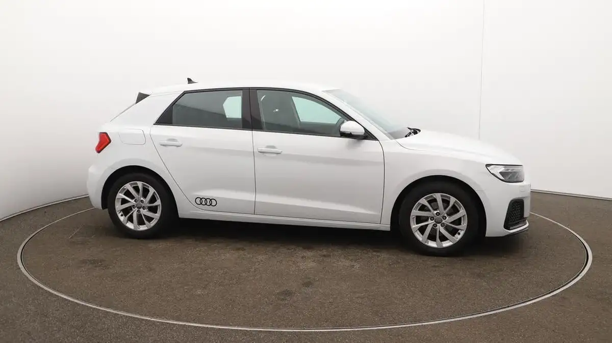 2019-audi-a1-10-30-tfsi-sport-s-tronic-big-47