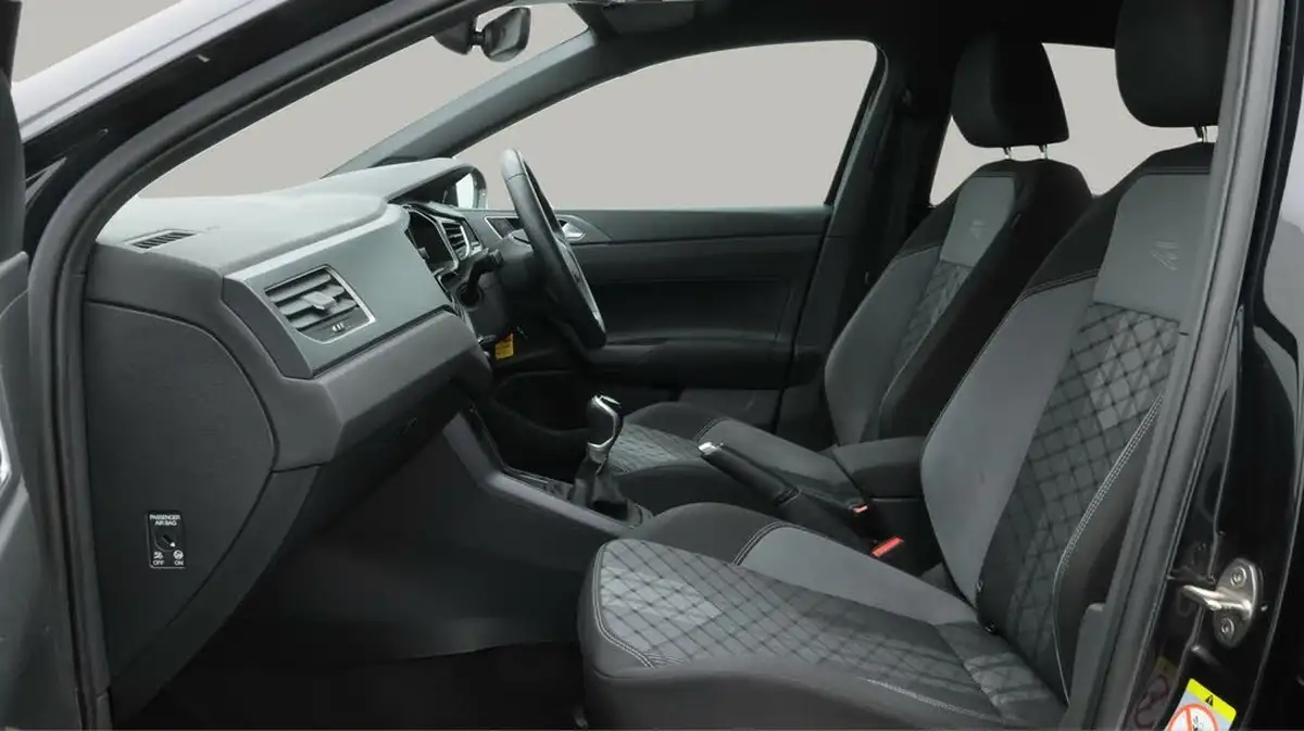 2021-volkswagen-polo-10-tsi-r-line-95ps-big-14