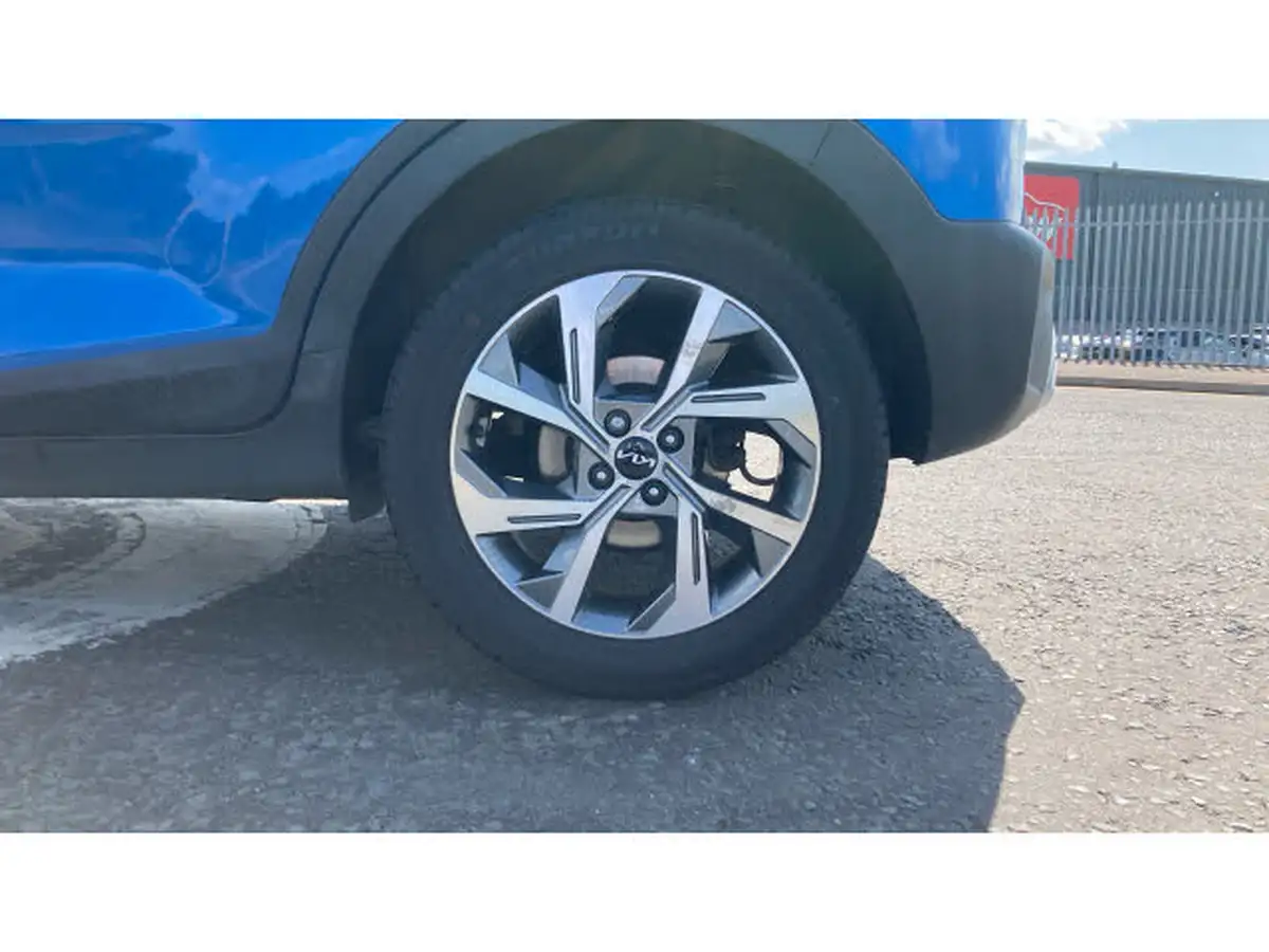 2022-kia-stonic-10-t-gdi-gt-line-s-big-6