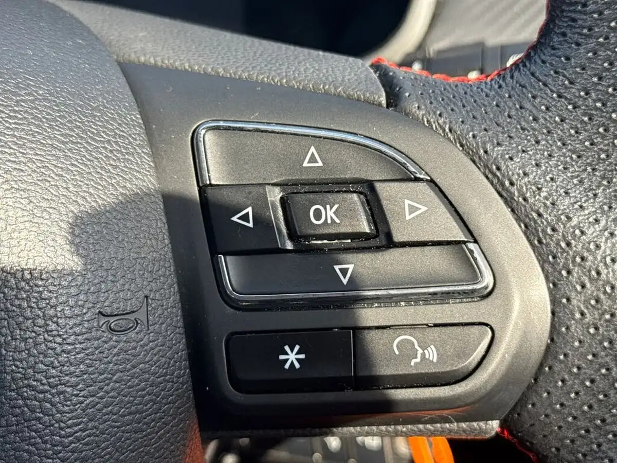 2022-mg-zs-suv-15-vti-tech-exclusive-big-24