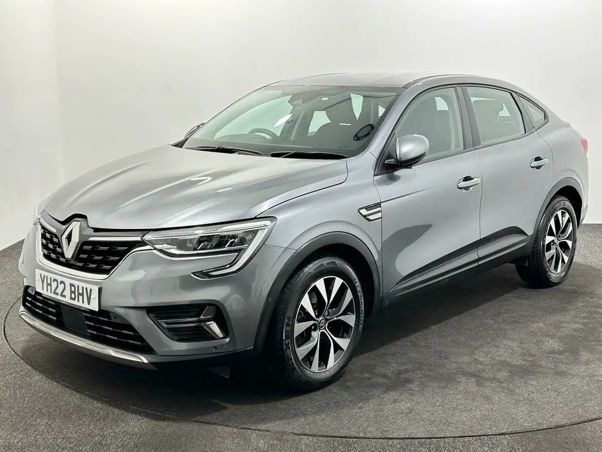 2022-renault-arkana-16-iconic-big-3