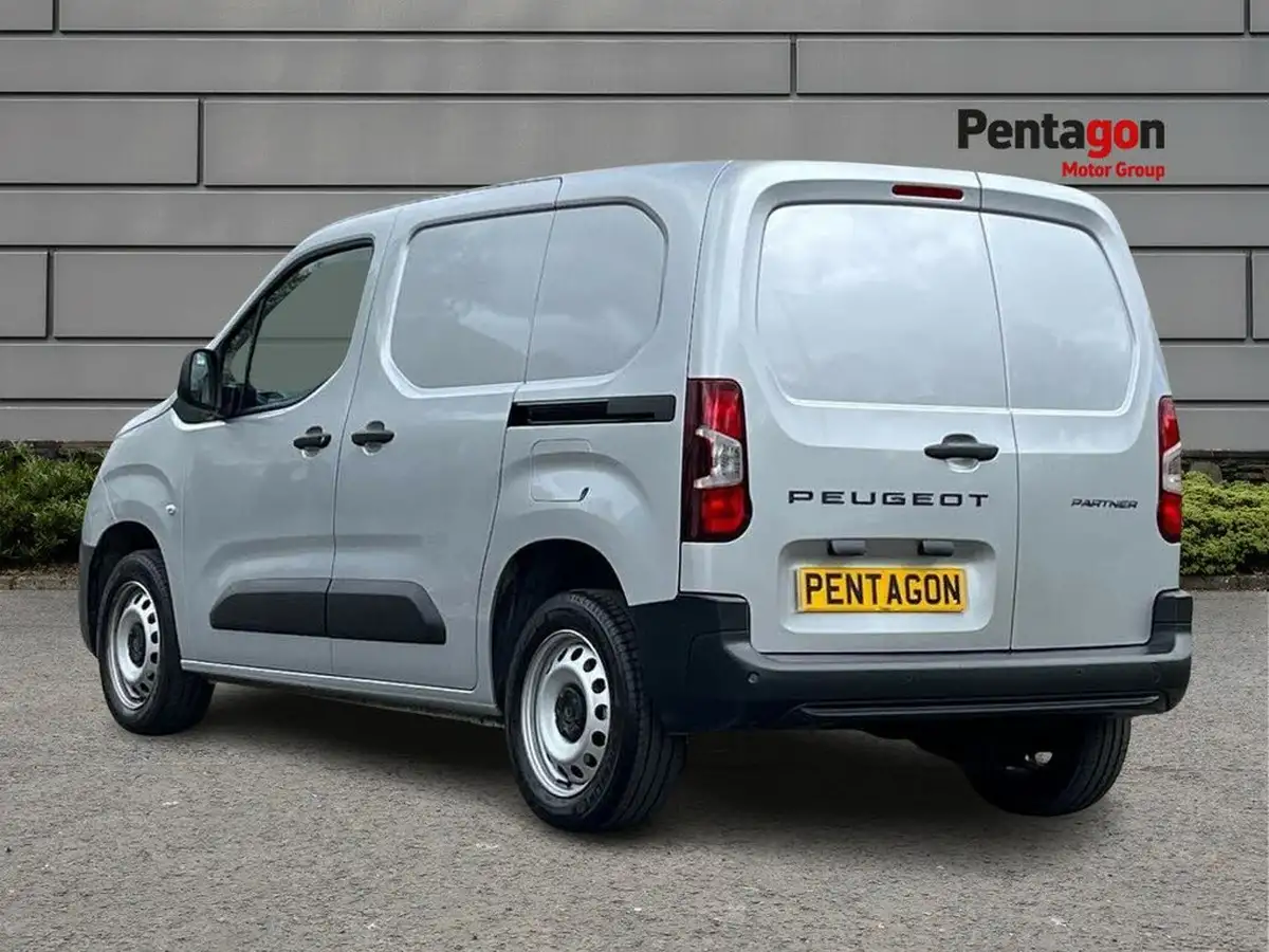2024-peugeot-partner-15-bluehdi-professional-100pseu6d-big-1